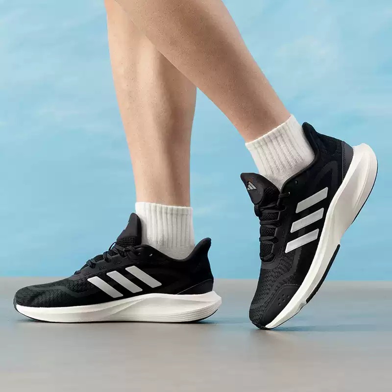 Adidas Men's and Women's Shoes - đánh giá và giá Lightweight Road Running Shoes